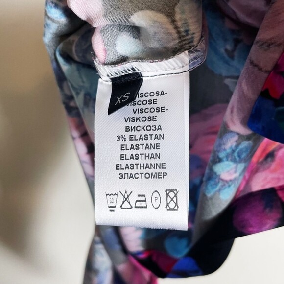 The Andamane Beulah Floral Midi Dress - Picture 4 of 6